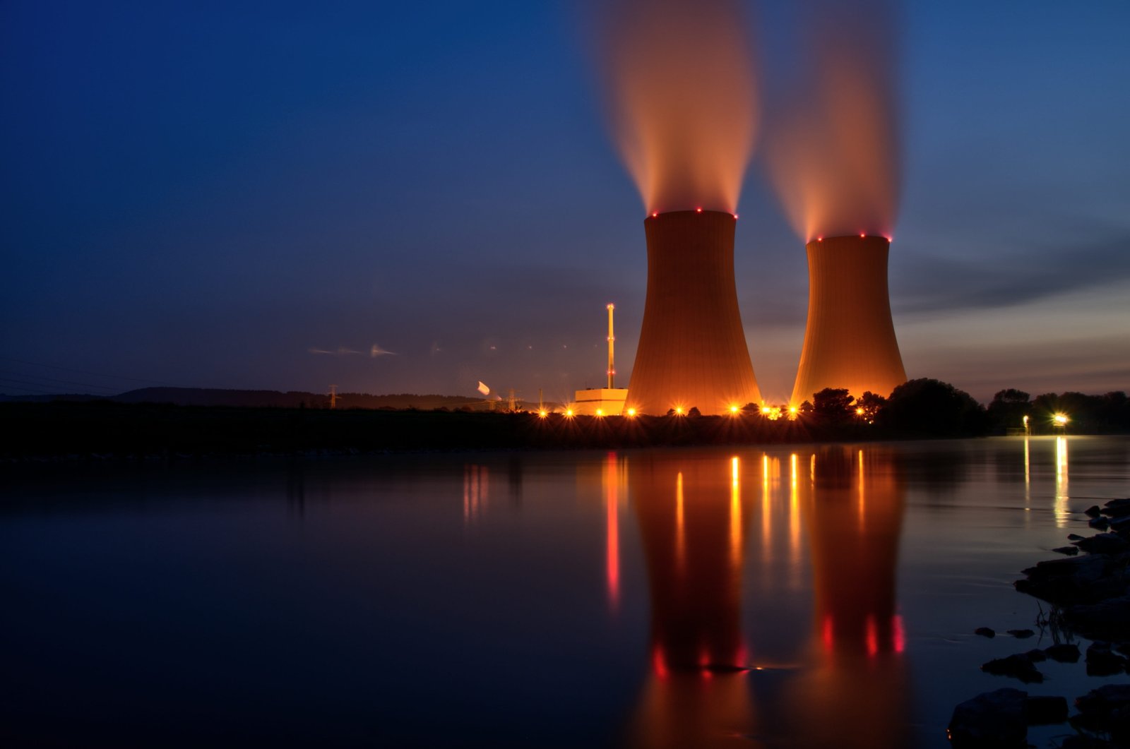 energy nuclear power plant grohnde weser river evening 2k 4k