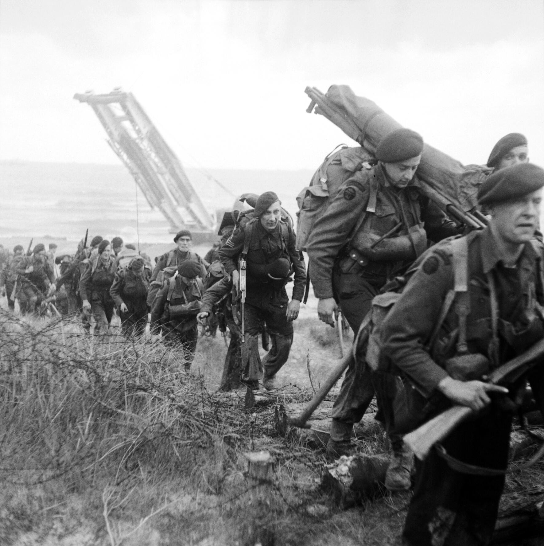 Royal Marine Commandos Move in from Sword Beach D Day World War II 2k