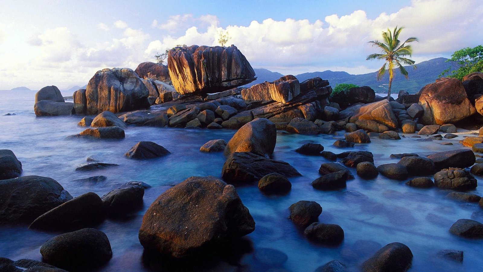 Windows 10 Nature Landscape Wallpaper 08 stones on shore wallpaper 2k