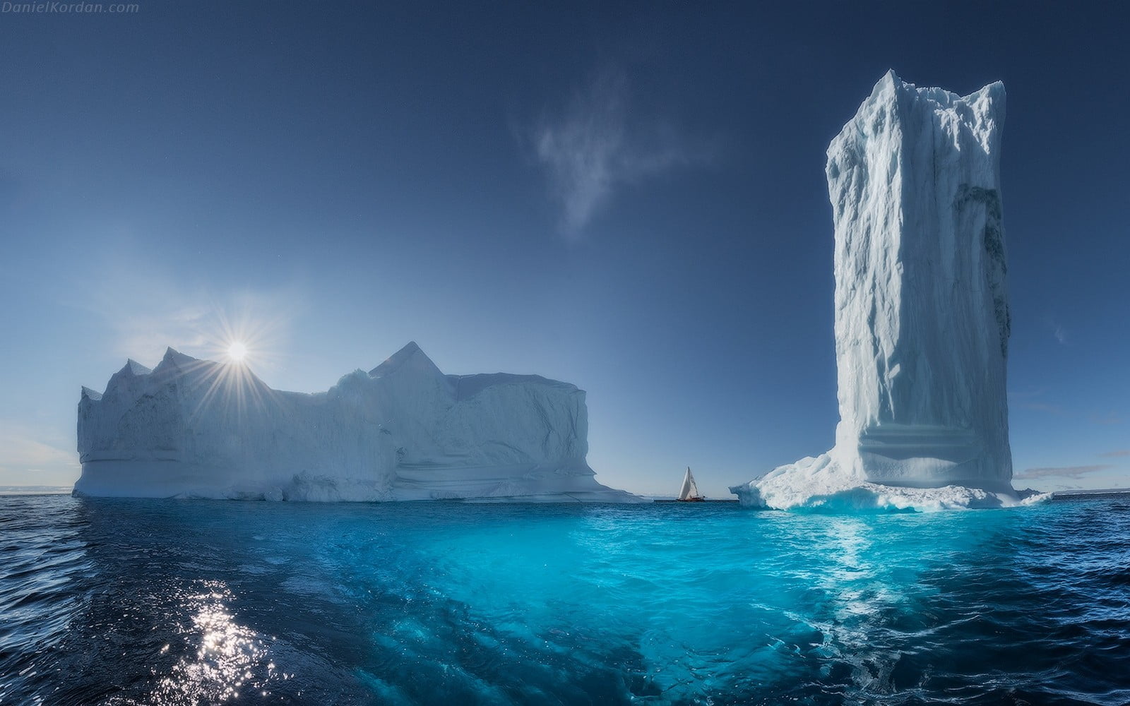 nature landscape Greenland ice sea sun rays blue tower 2k