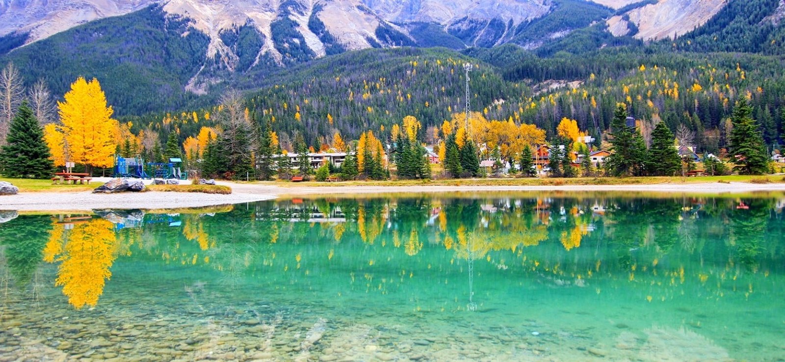 body of water nature landscape mountains forest Canada trees 2k