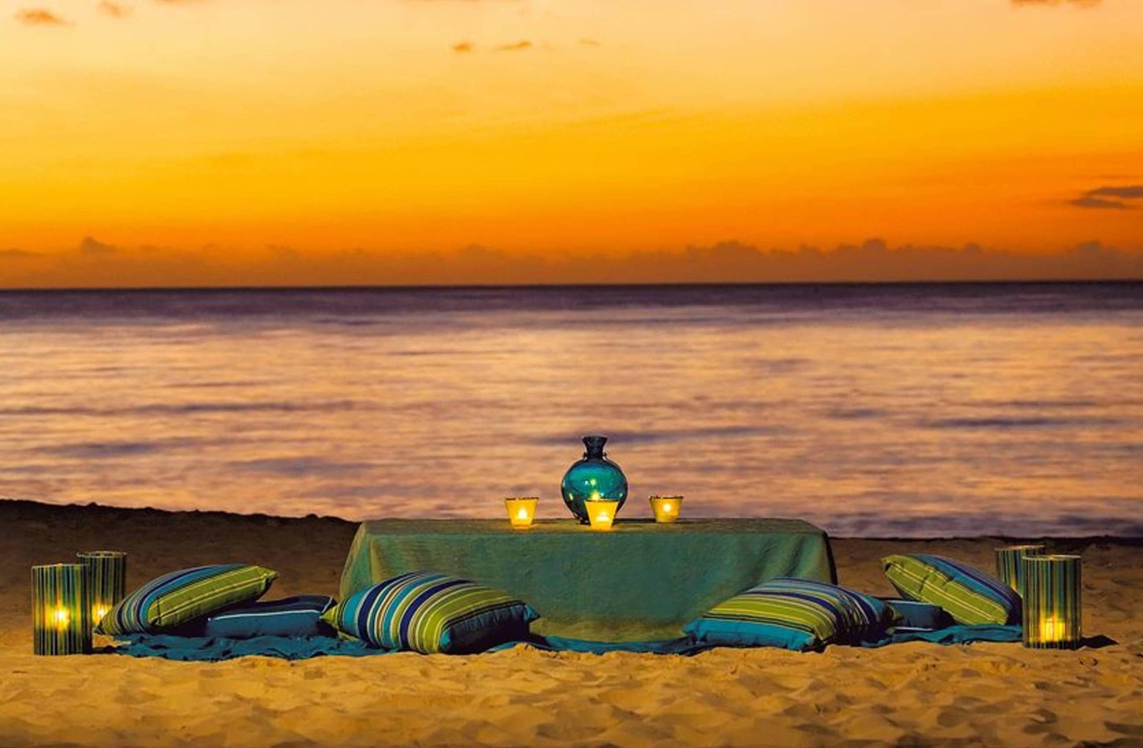 Sunset Beach Picnic island view ornage romantic tropical 2k
