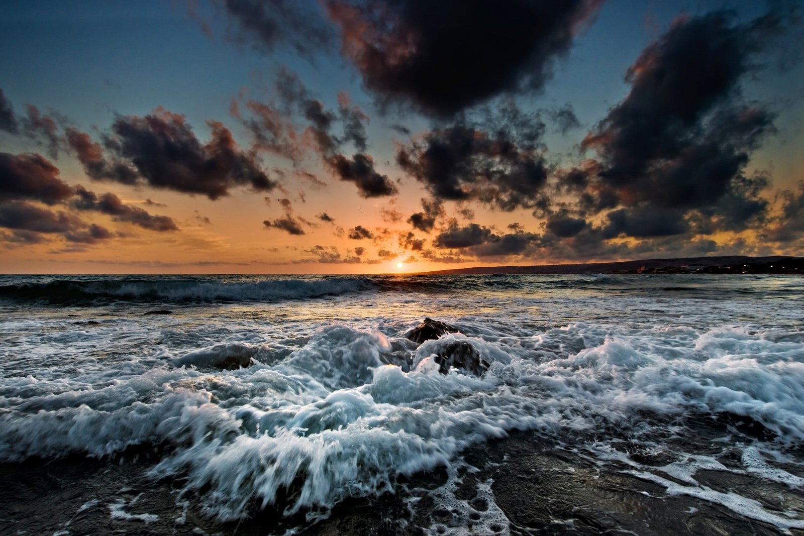 water waves landscape sky sea beach clouds sunset motion 2k