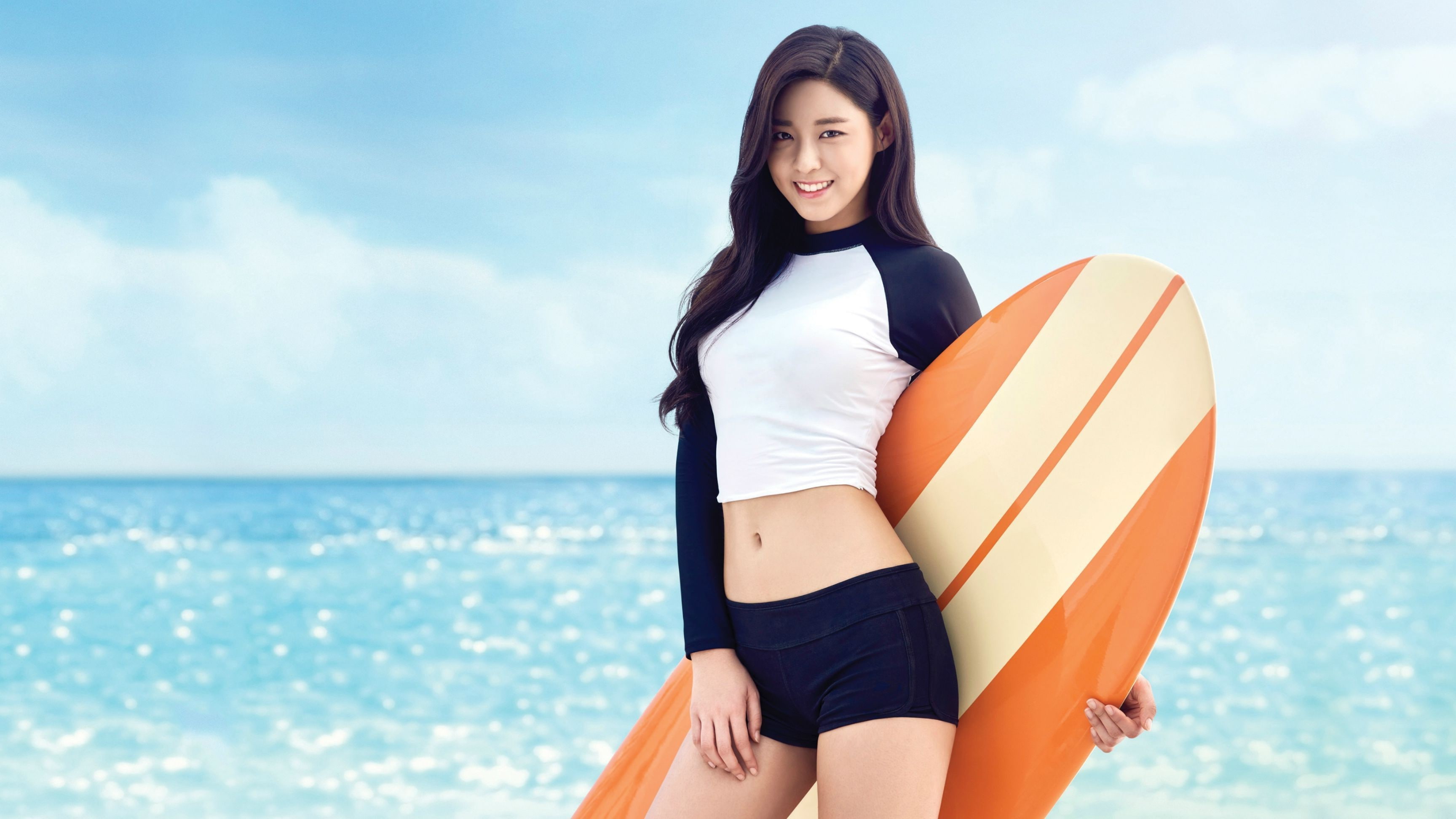 AOA K pop Seolhyun sea water young women sky one person 2k