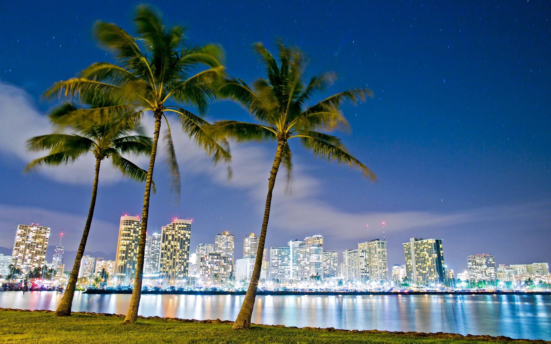 Hawaii Honolulu Beach Park buildings night lights 2k