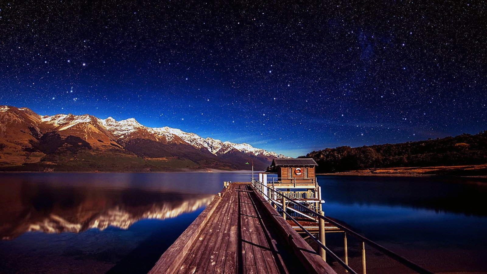 pier stars footbridge new zealand lake wakatipu starry sky 2k