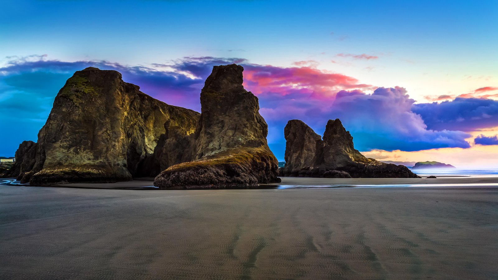 Bandon By the Sea