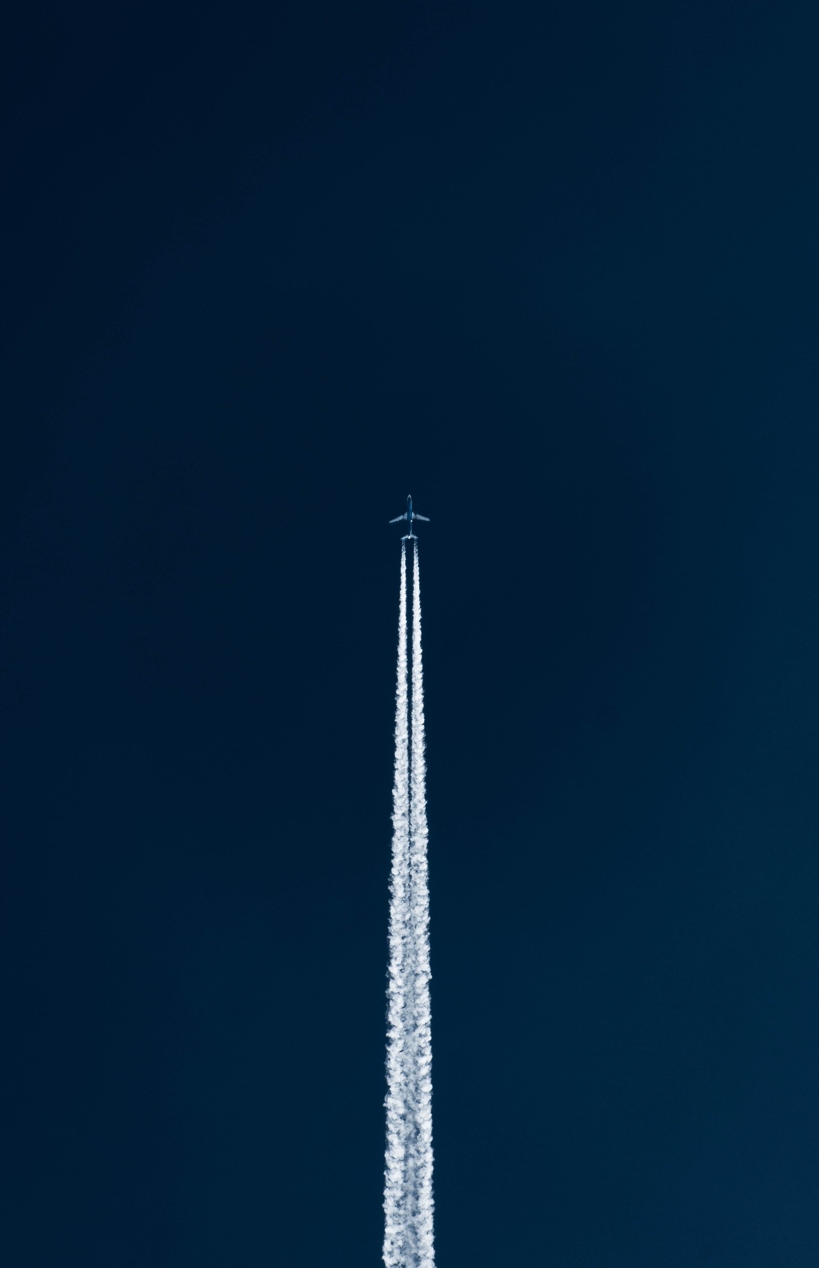 fighter jet airshow spire steeple architecture tower building 2k 4k
