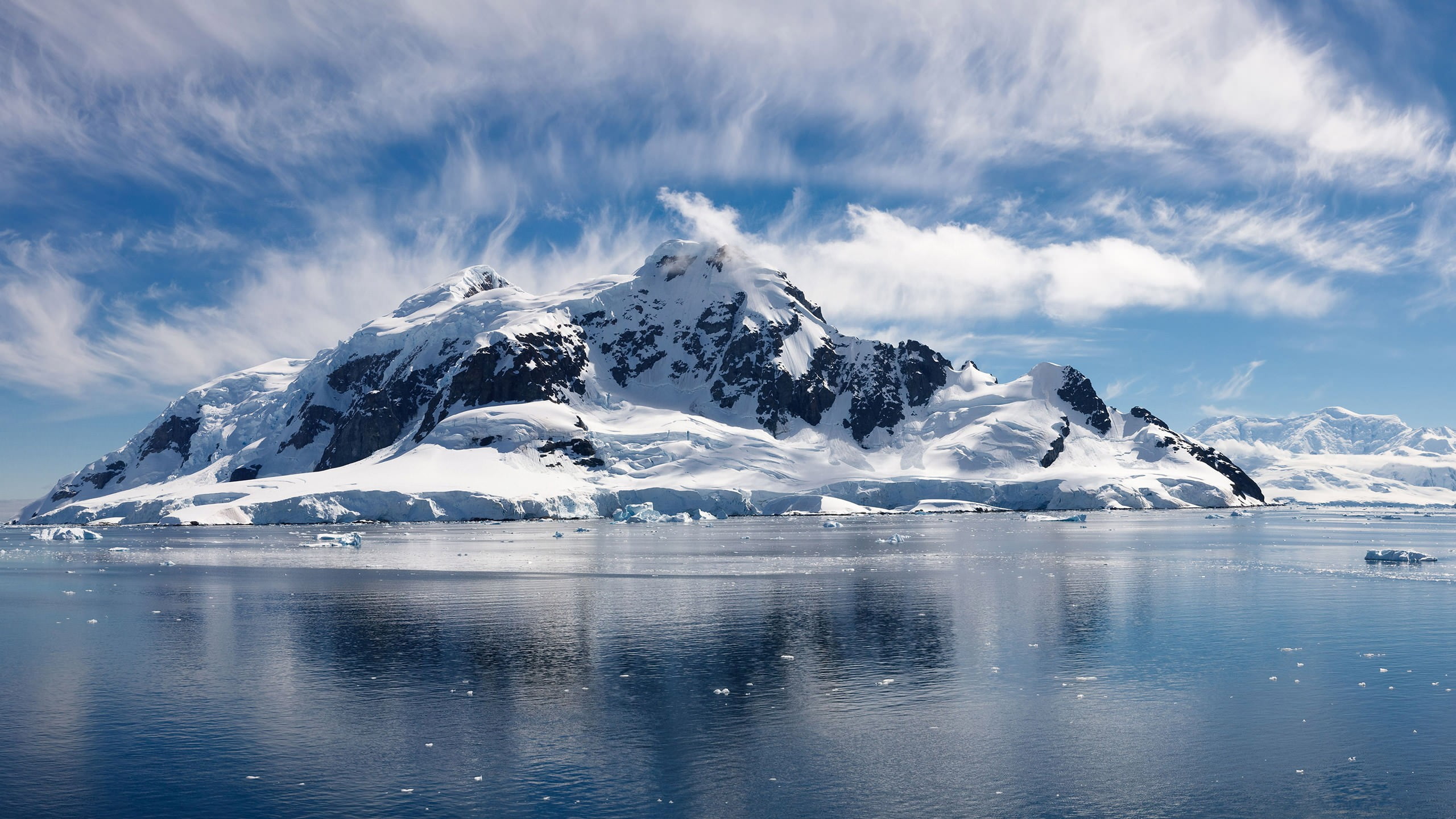 white and black mountain landscape lake mountains ice snow 2k