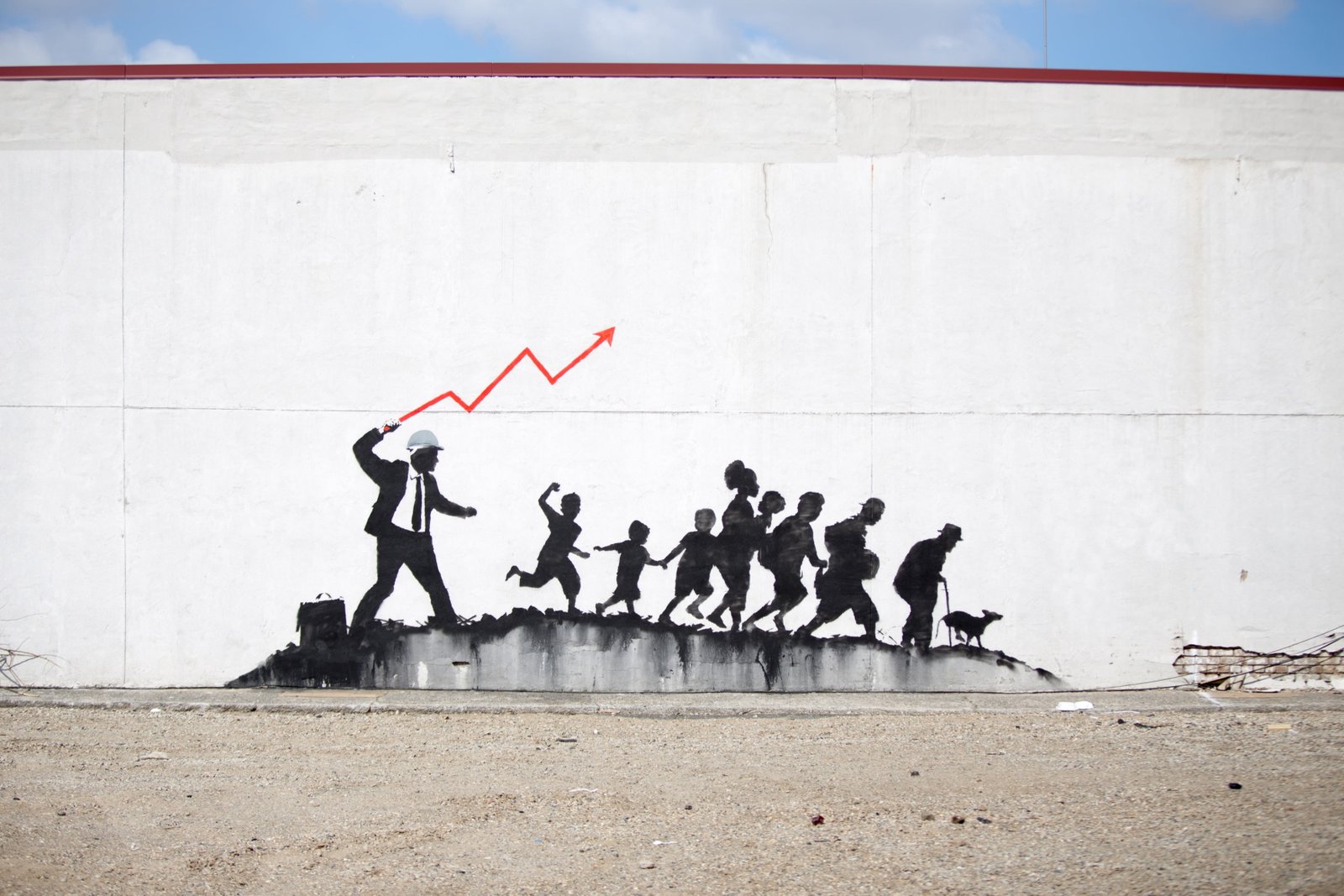 Banksy graffiti concrete urban wall street art group of people 73 2k 4k