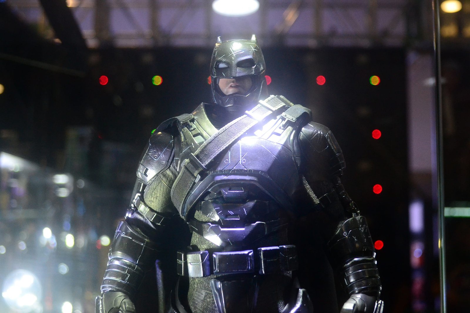 Batman vs Superman wallpaper superhero armor comics convention 2k