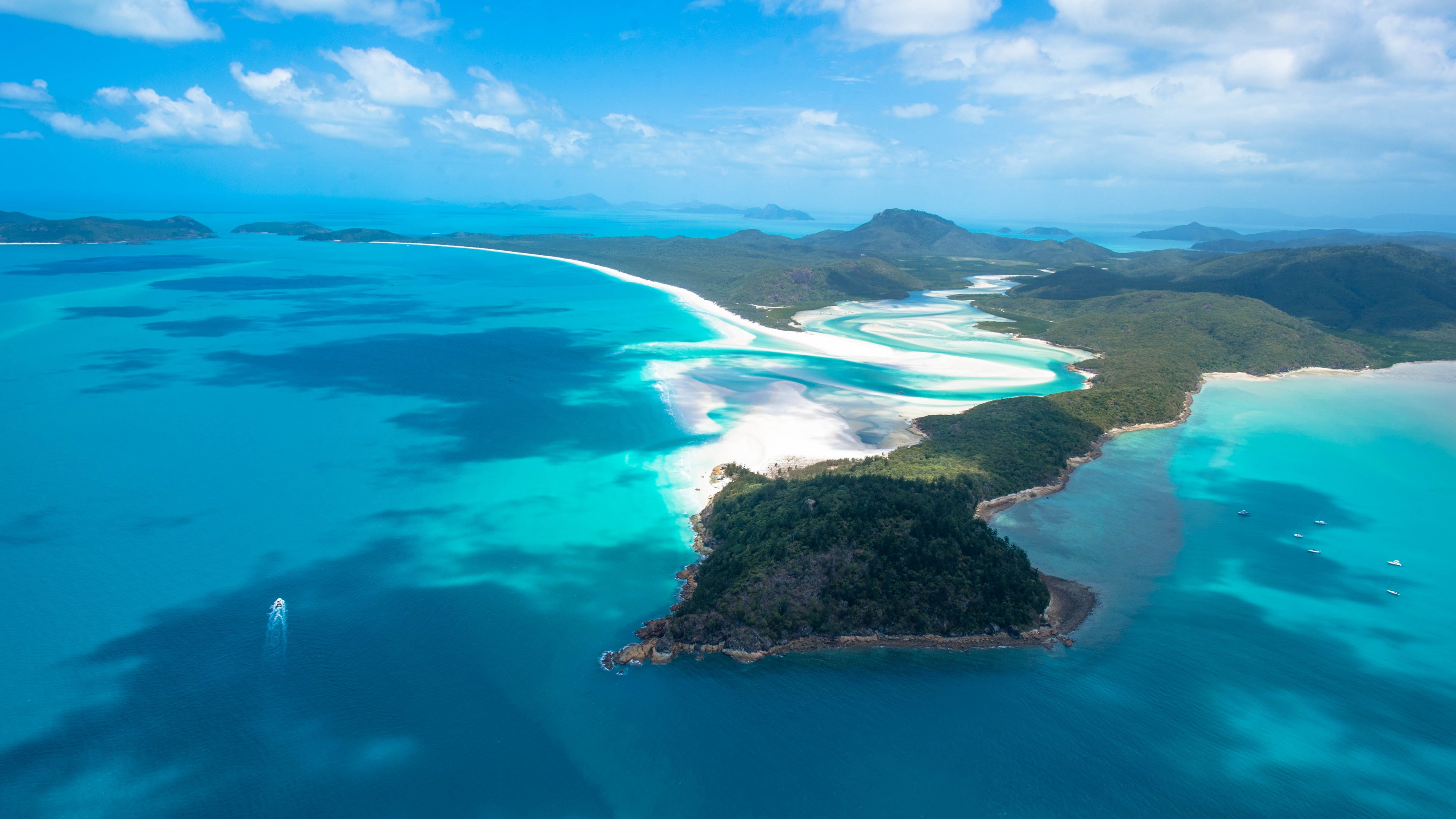 green mountain Whitehaven Beach Whitsunday Island Best beaches of 2k 4k