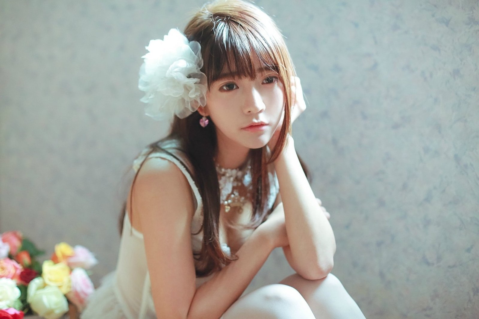 Yurisa Chan Korean model women looking at camera portrait 2k