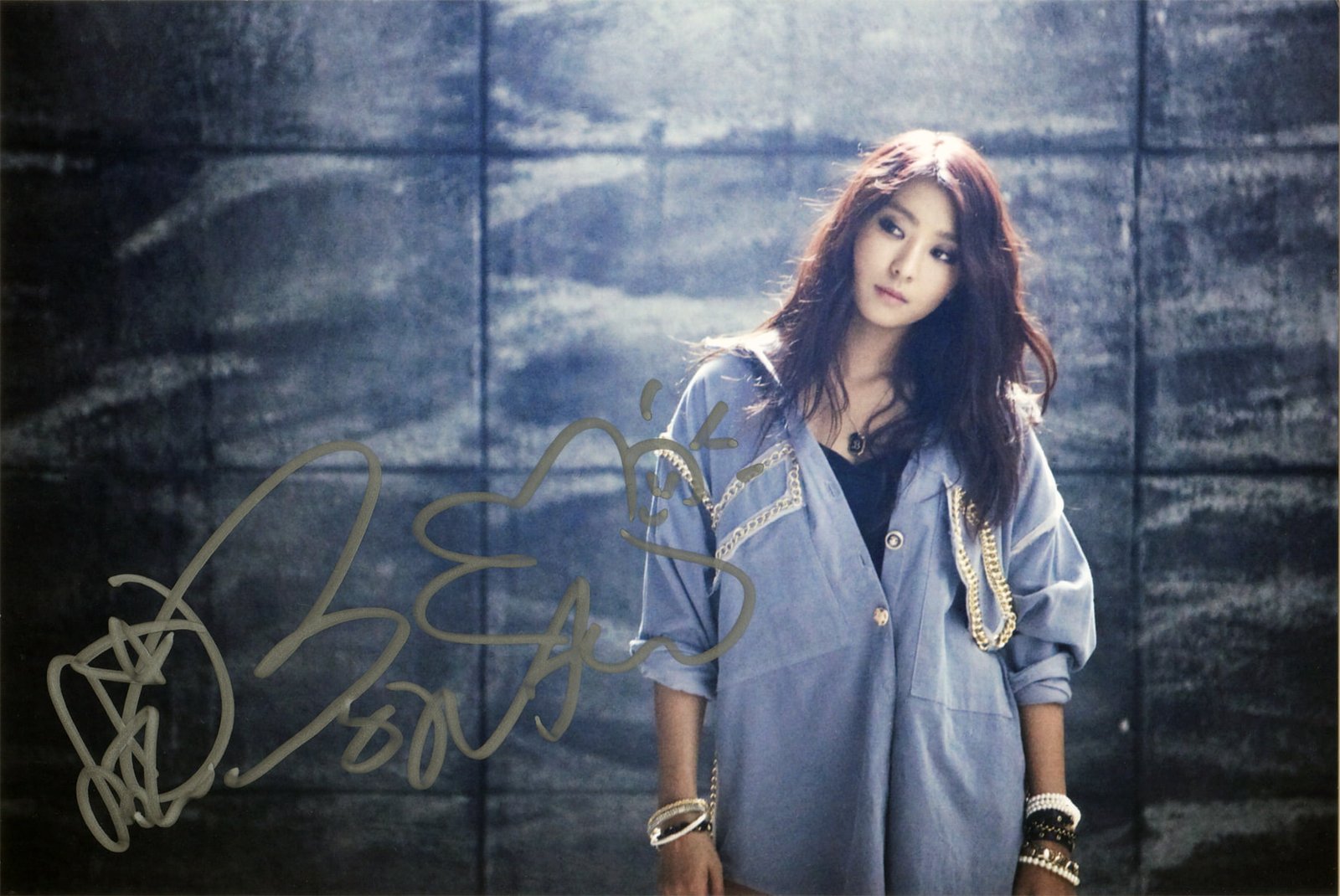 Korean Sistar K pop Yoon Bora one person young adult front view 2k