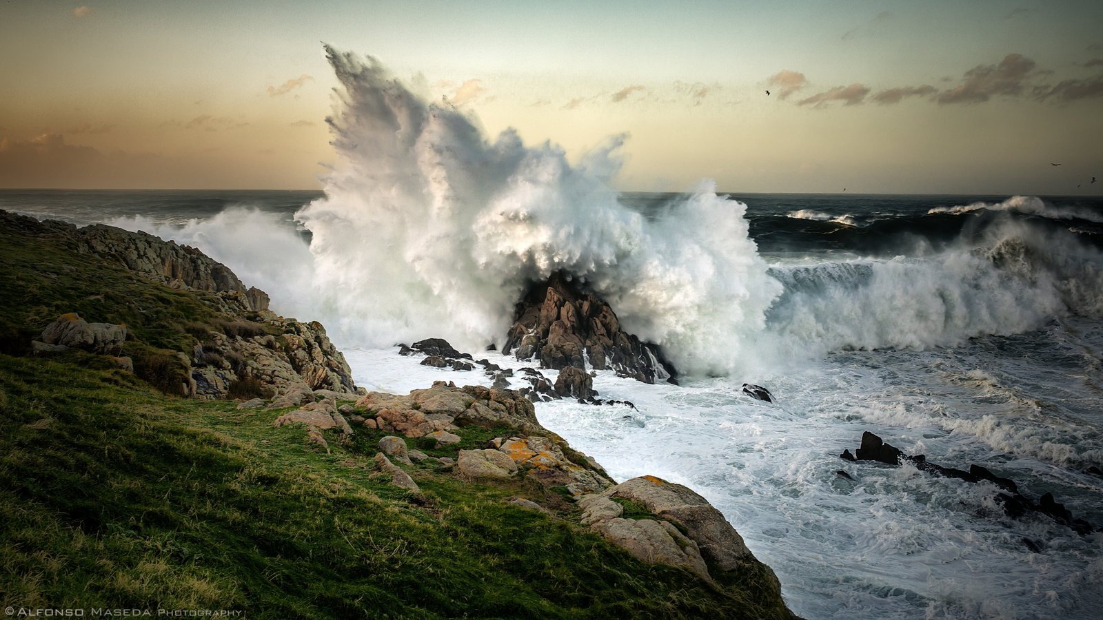 sea rocks waves horizon water coast beauty in nature 2k 4k
