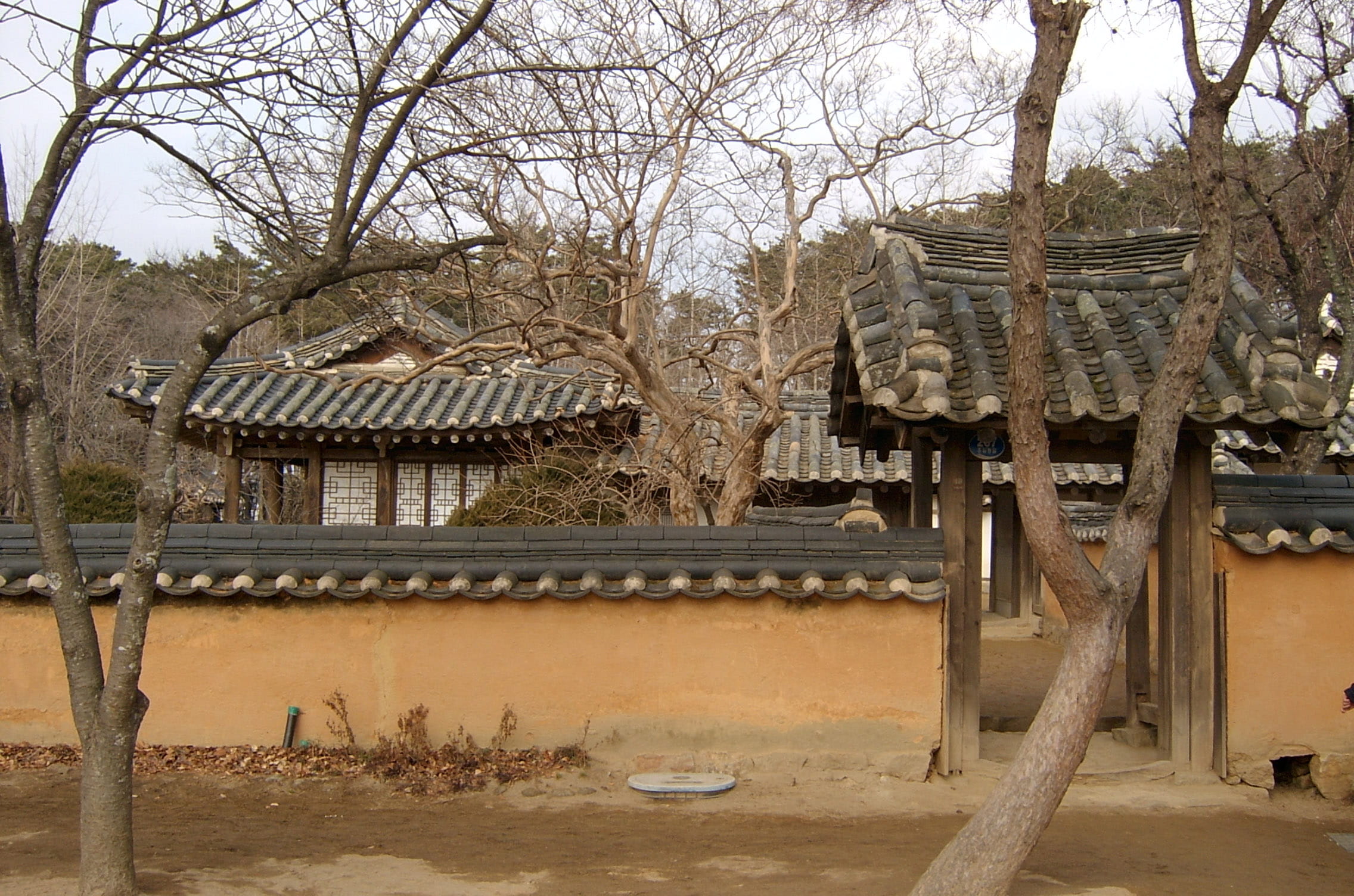 Birth house of Heo Nanseolheon Korean Poet in Gangneung South Korea 2k