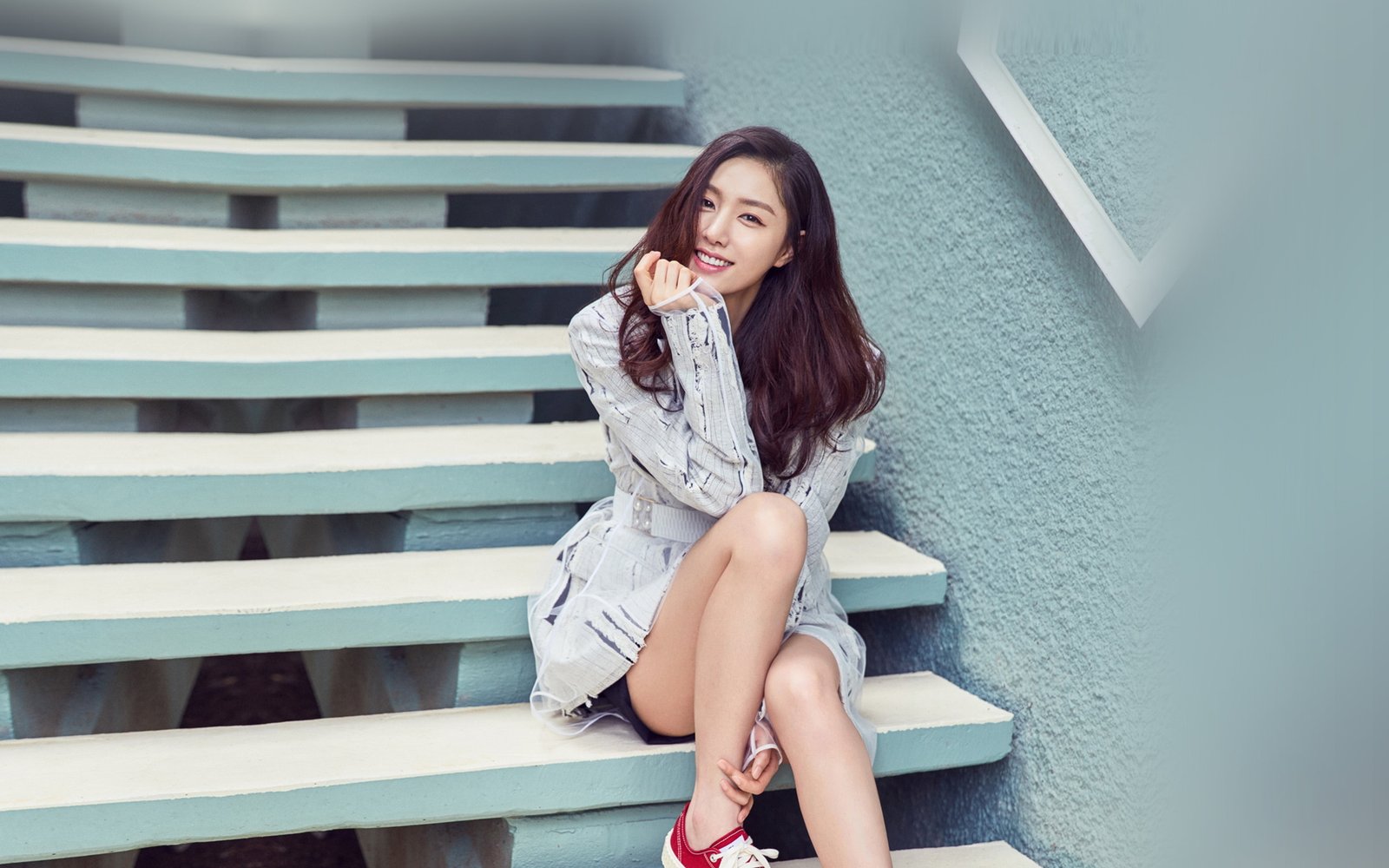 kpop girl stair korean young adult women one person 2k 4k