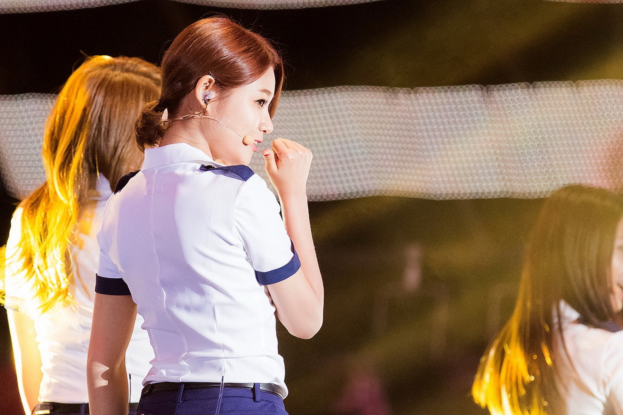 Yunaria AOA K pop Korean Yuna Seo singer girls child 2k