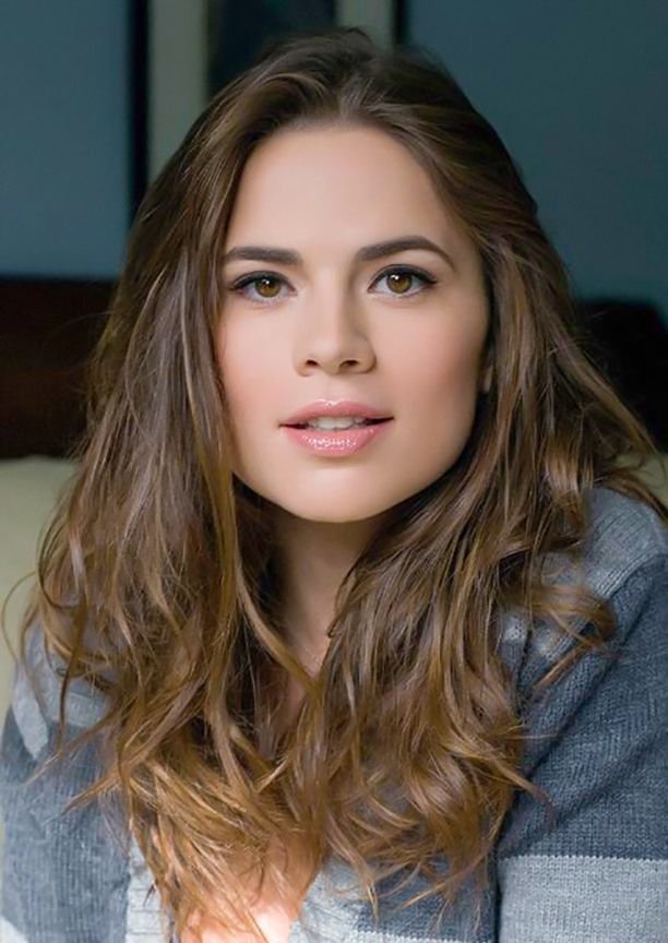 She has such a CLASSY beauty hayley atwell actress hollywood celebrity