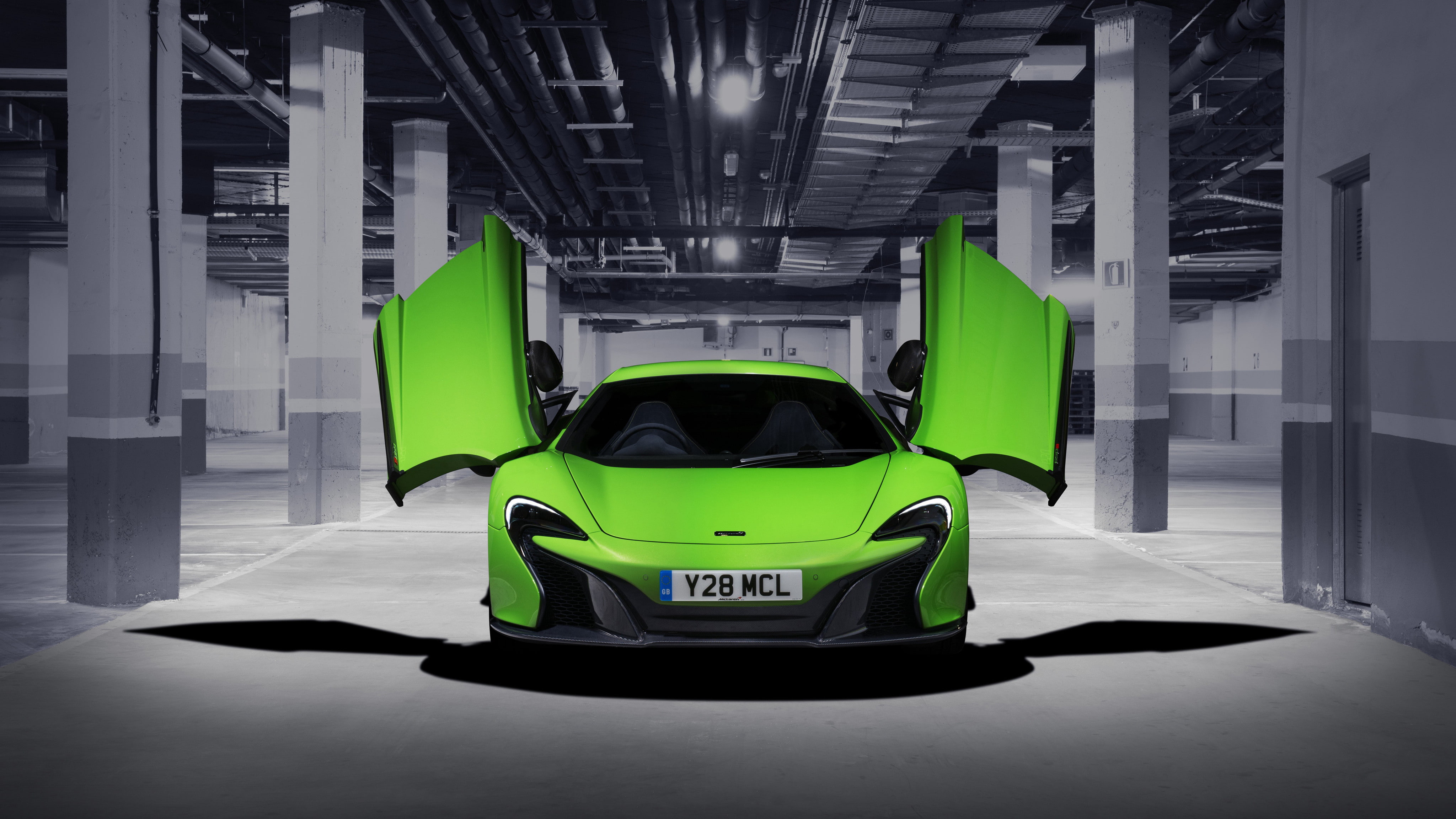 Mclaren S car green 2k 4k