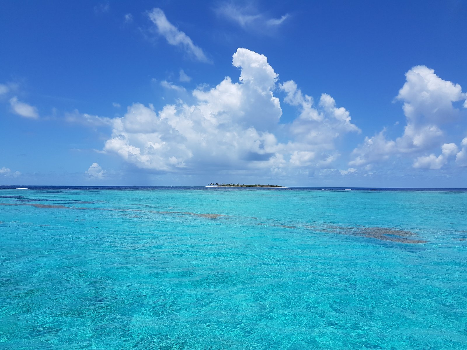 sea sky beach vacation clear water clouds idyllic 2k 4k