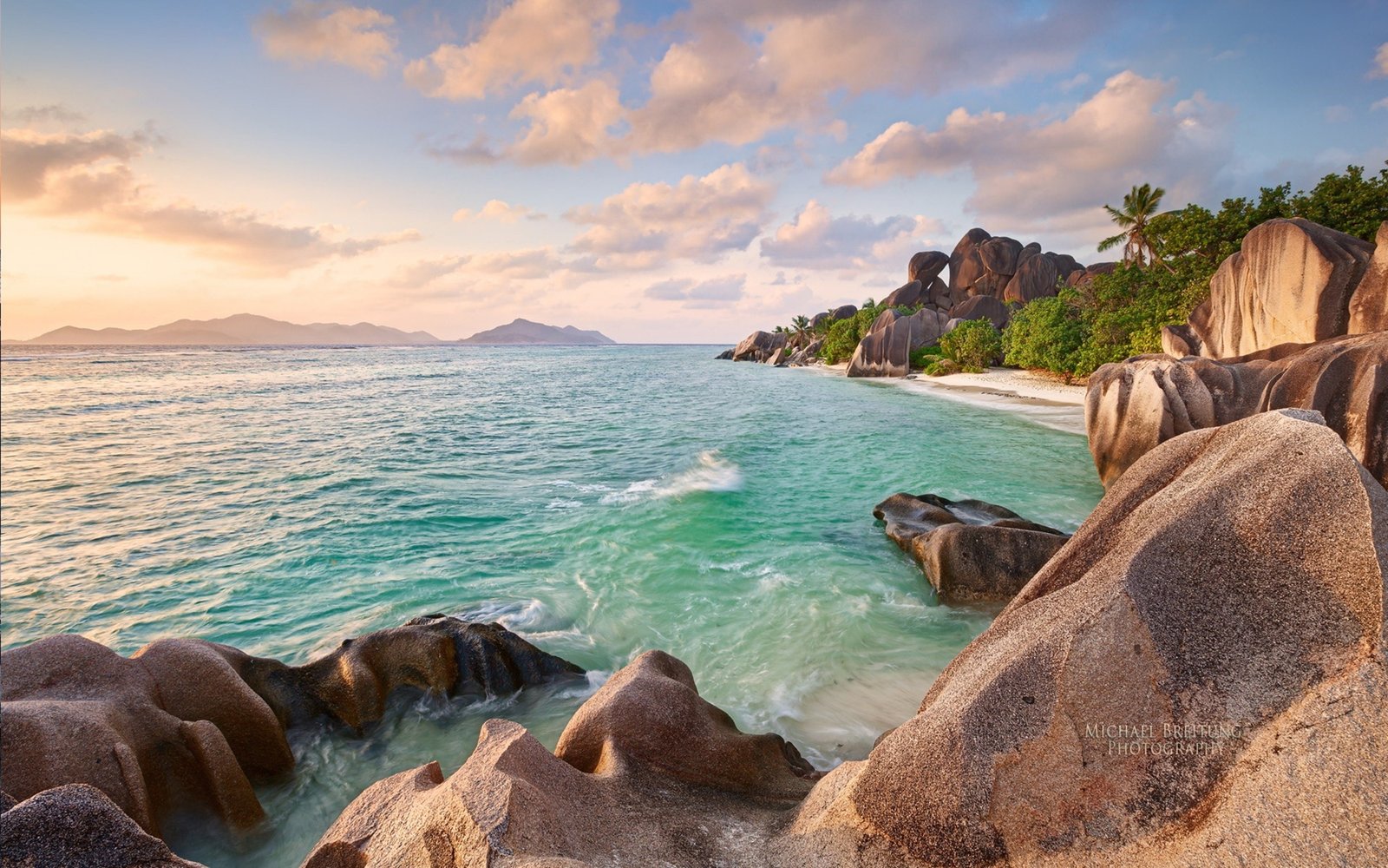 beach la digue seychelles 2k 4k
