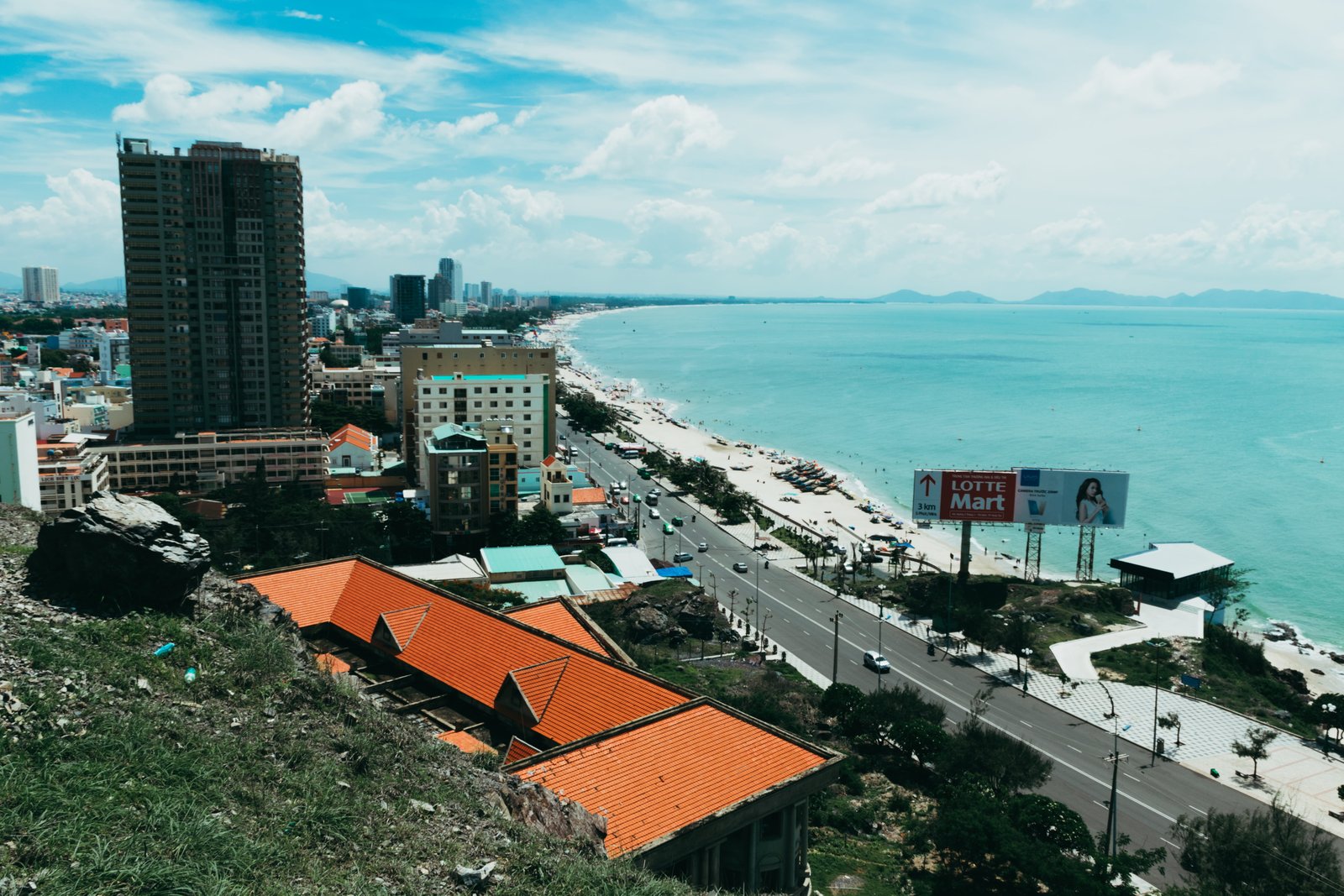 vietnam v ng t u building sand clouds sky big beach 2k 4k 5k