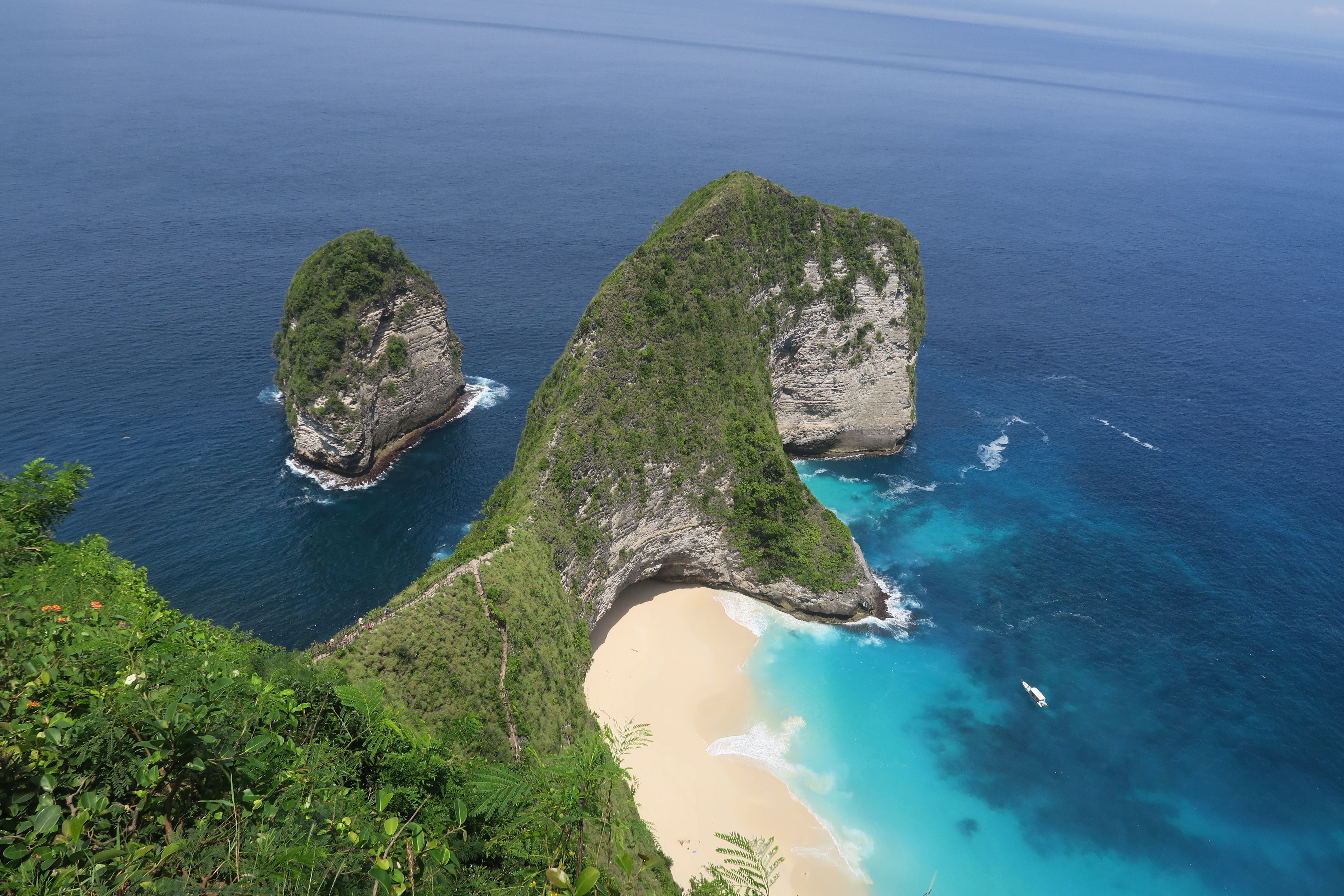 nusa penida dinosaur sea holidays bali the beach water 2k 4k 5k