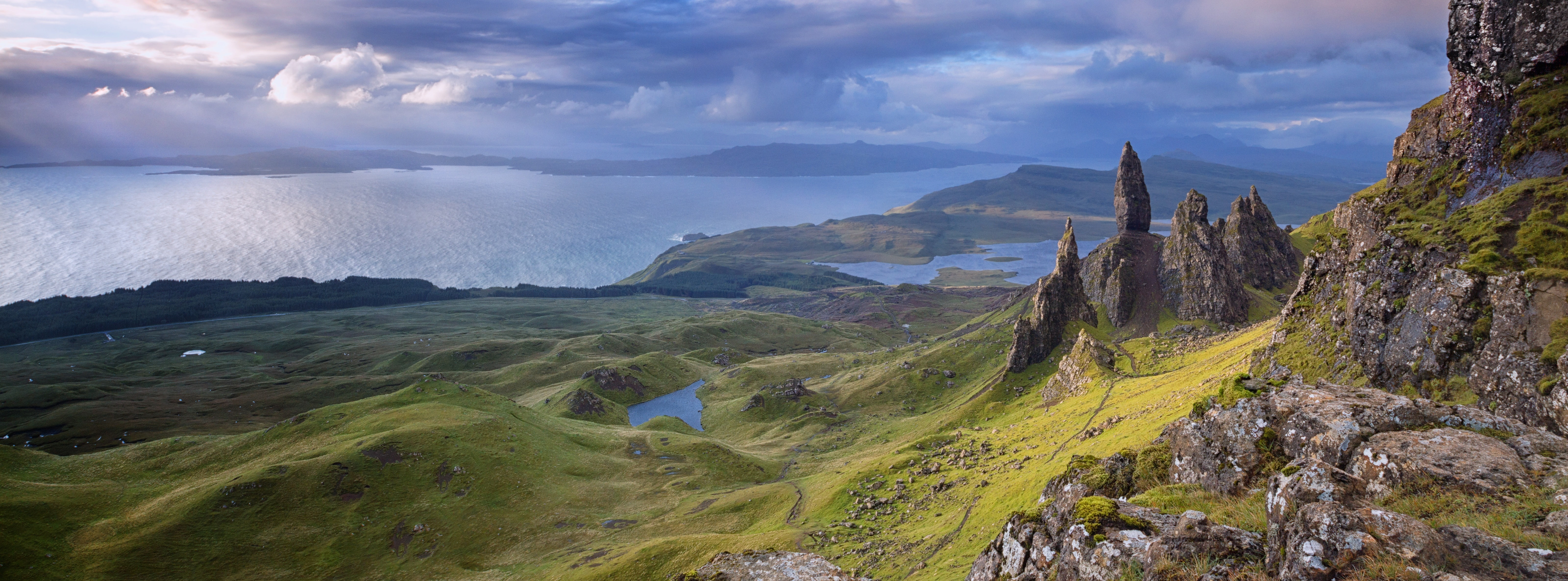Old Man of Storr Isle Skye Scotland mountains near ocean 2k 4k 5k