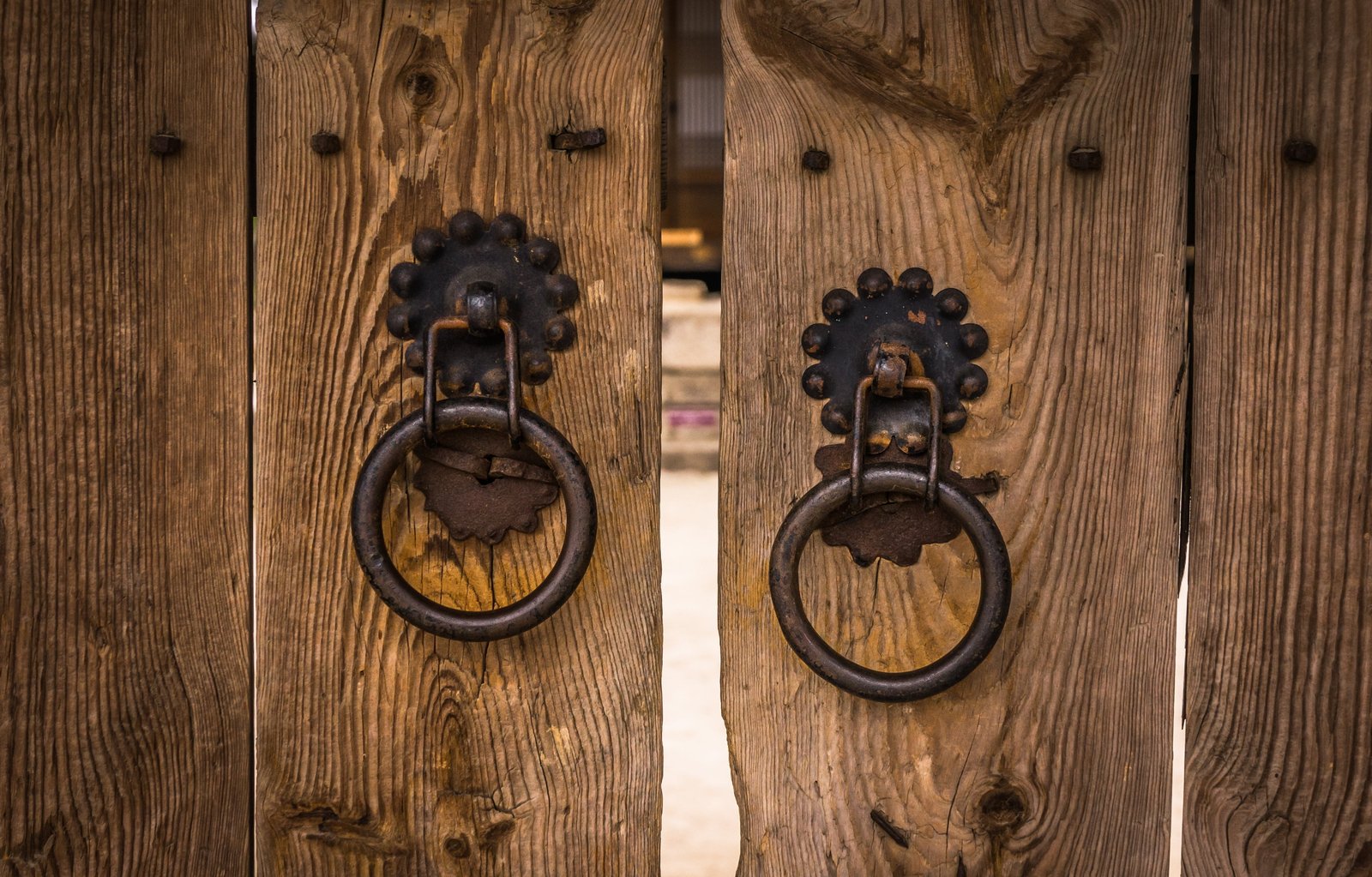 round brown steel door locks knocker traditional gate the front 2k 4k 5k