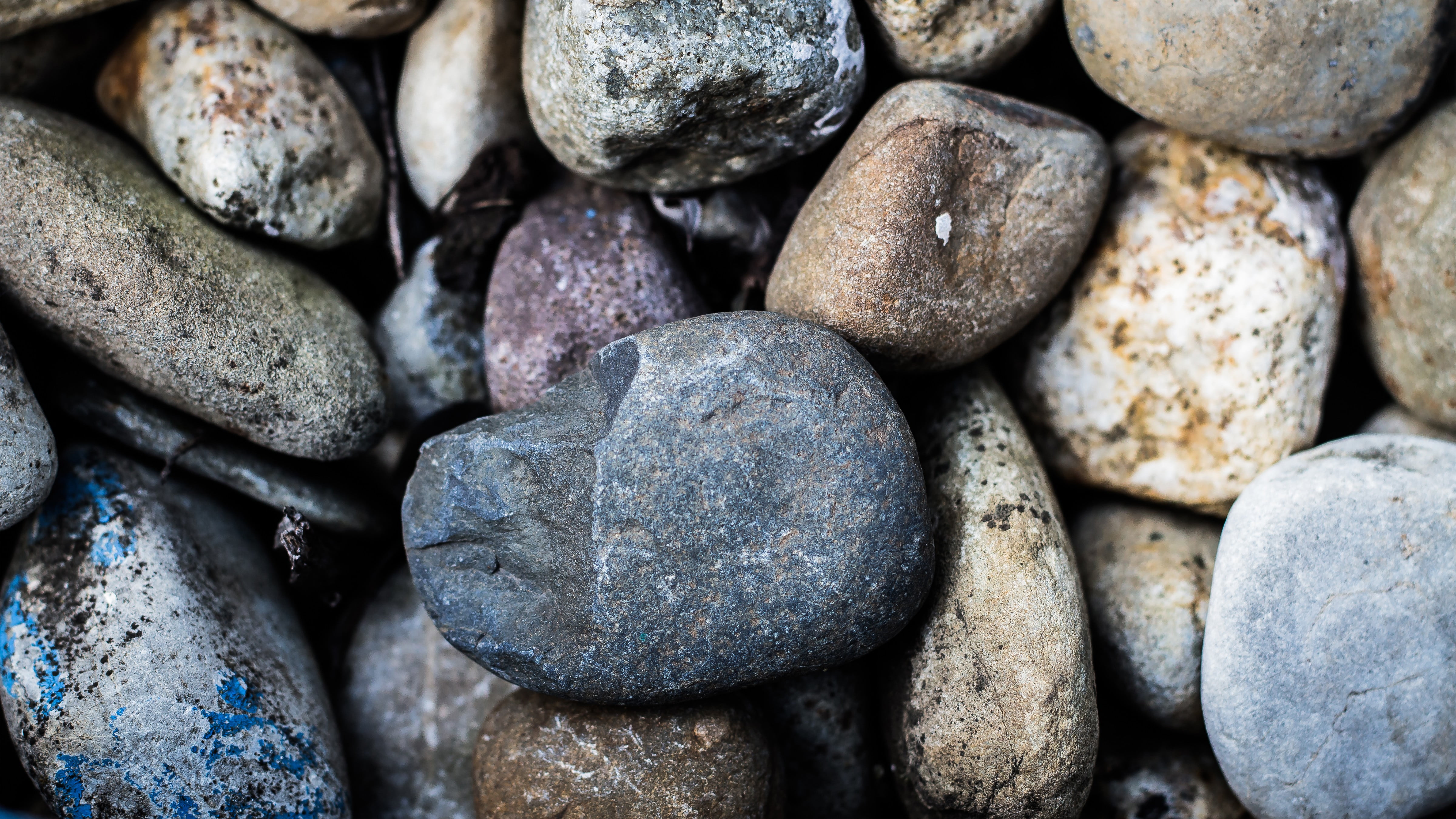 gray smooth rock closeup photography of and white stones 2k 4k 5k