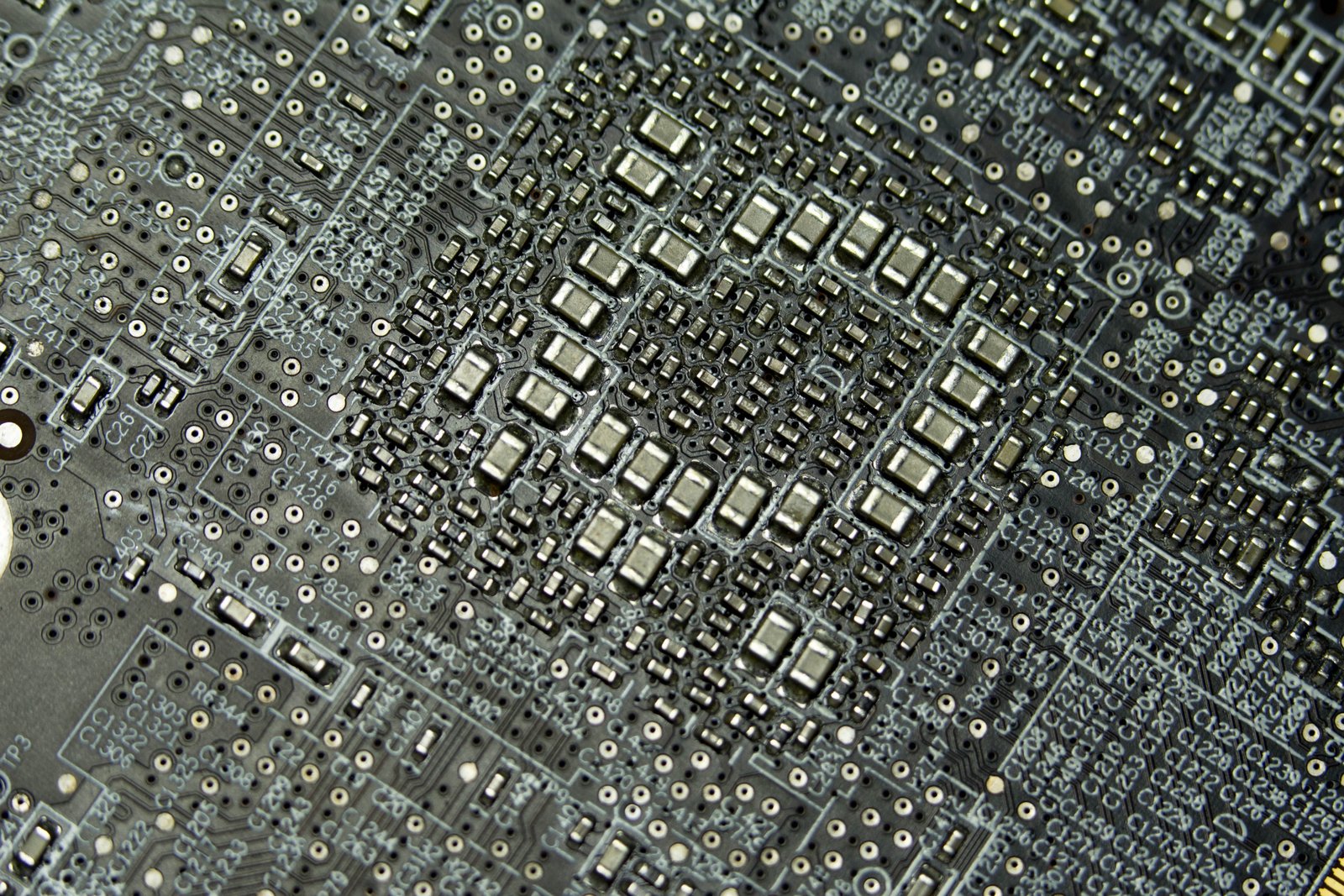 macro photography of motherboard pcb logicboard transistors 2k 4k 5k