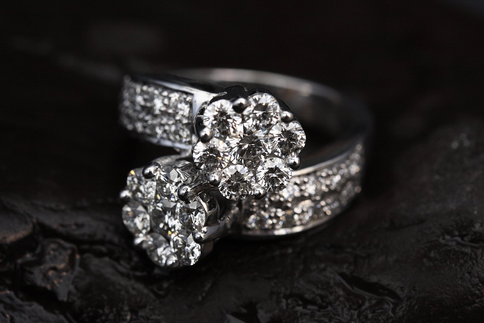 silver colored clear gemstone encrusted ring Jewelry Luxury 2k 4k