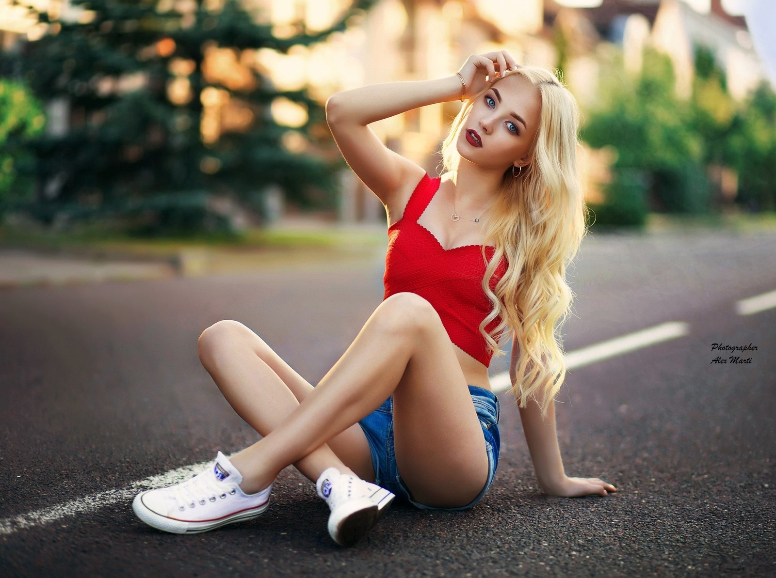 girl trees street shorts sneakers home makeup Mike figure 2k