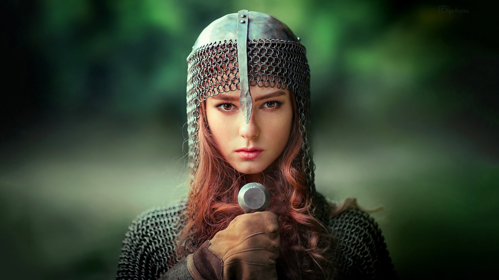 greens girl background portrait sword makeup hairstyle 2k