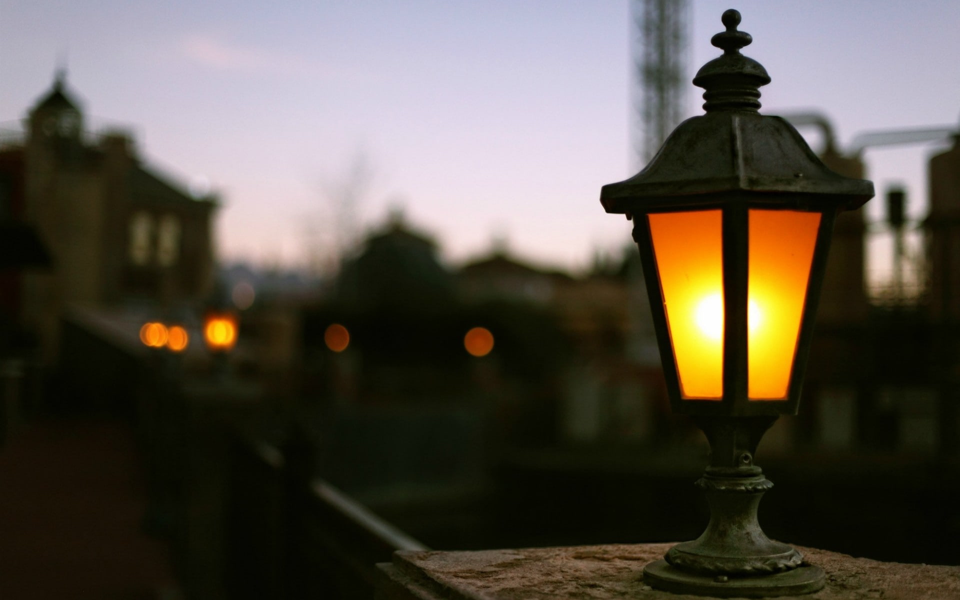 light background widescreen Wallpaper street lamp blur 2k