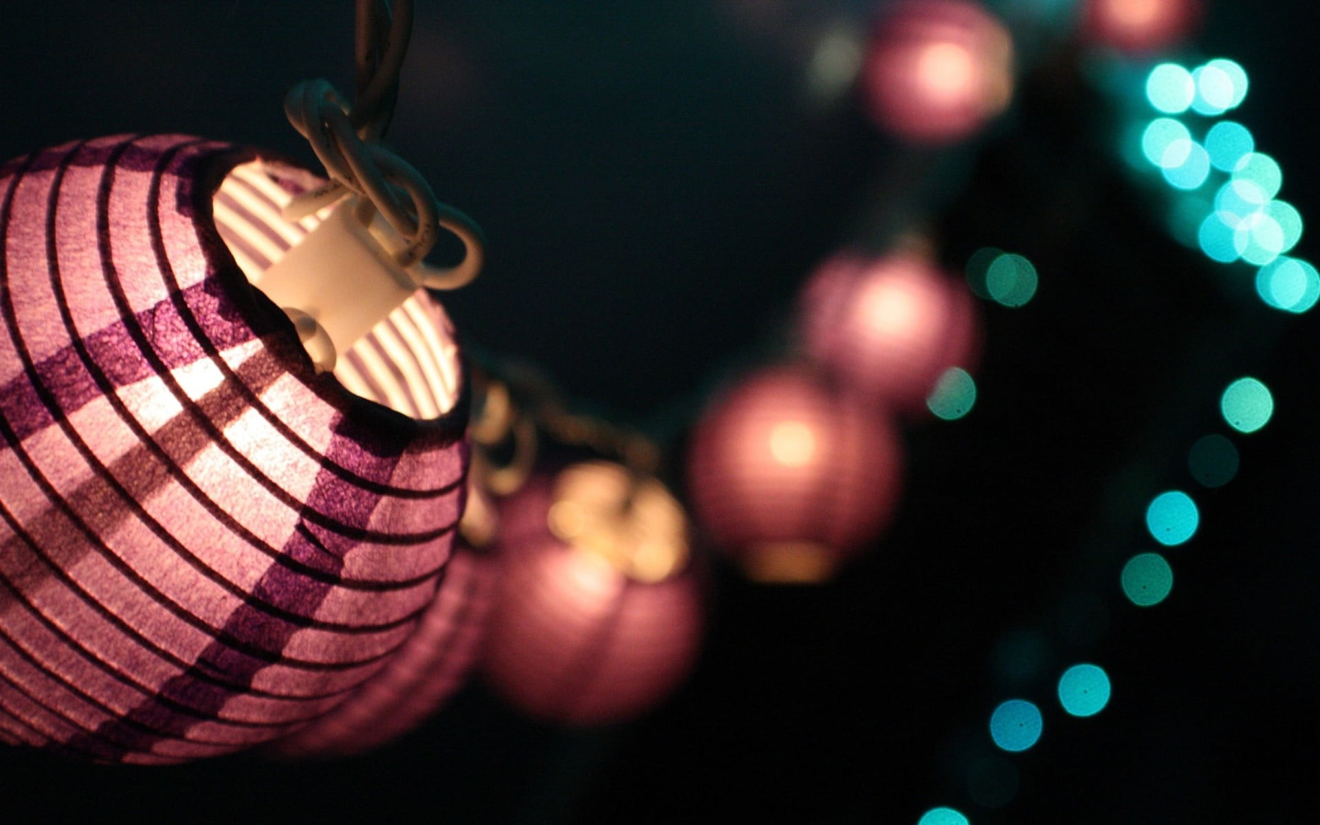 purple paper lanterns lights decorations bokeh macro blurred 2k
