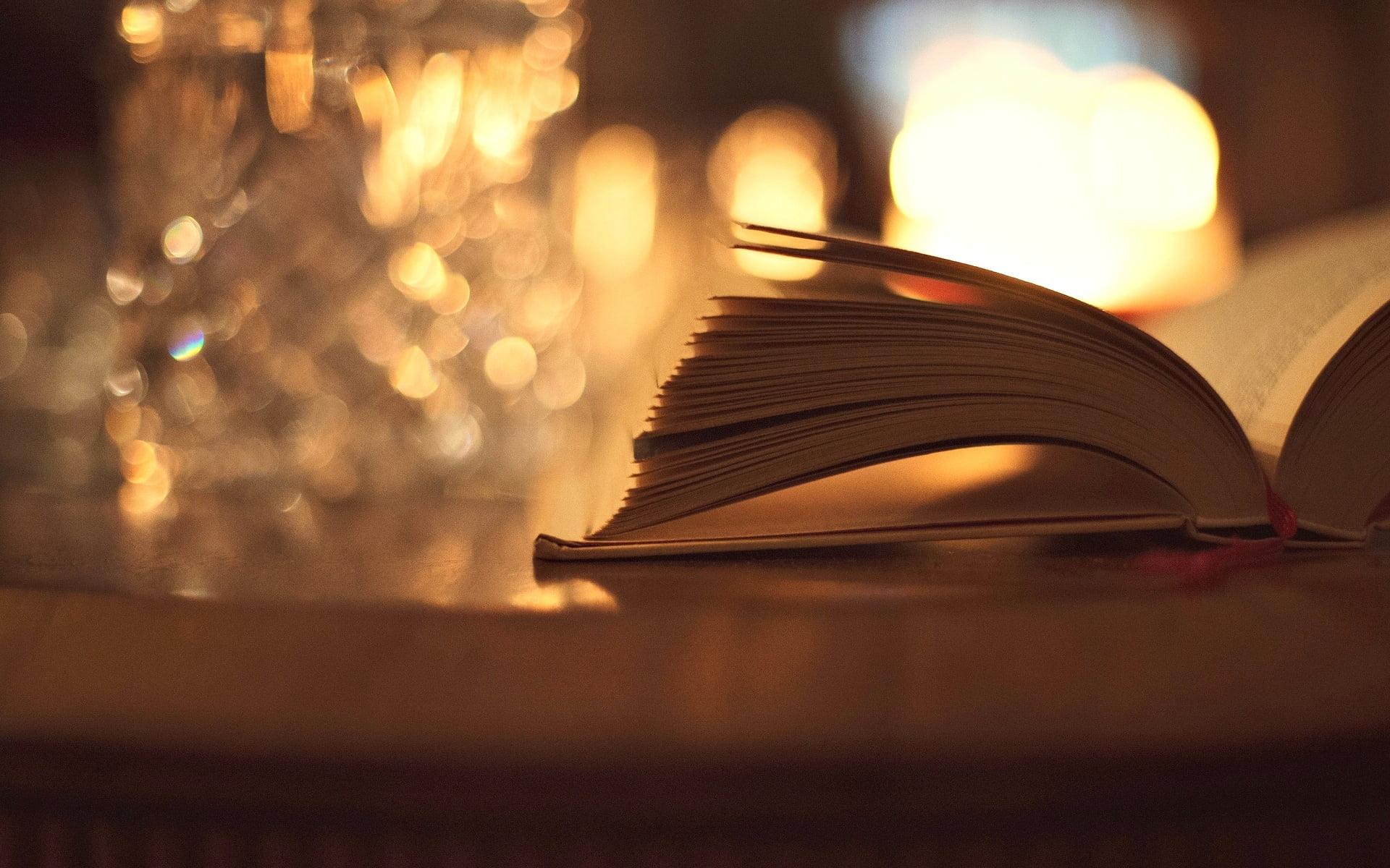 white book sheet background Wallpaper blur different owner 2k