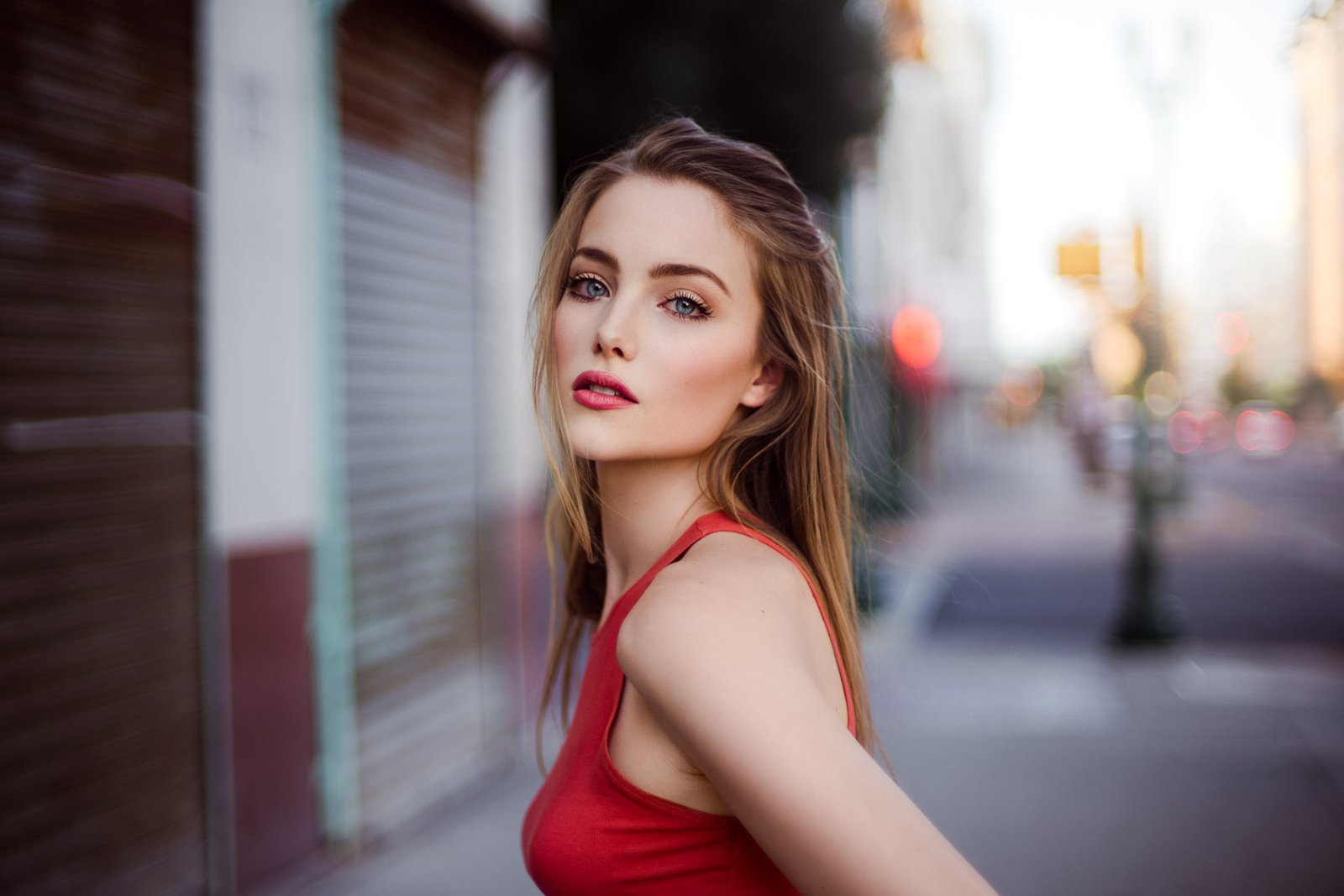 women blonde blue eyes red lipstick open mouth tops 2k