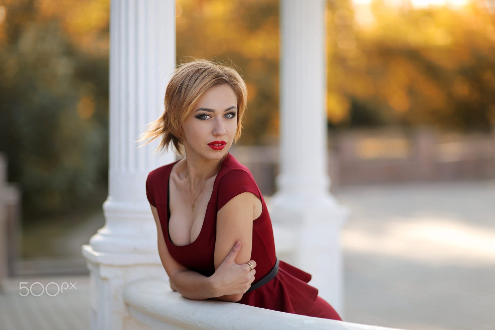 women brunette outdoors dress blue eyes red lipstick 2k