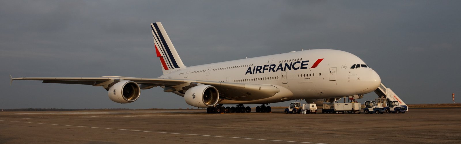 white Airfrance airplane Air France Airbus A widescreen dualmonitor dualscreen 2k 4k