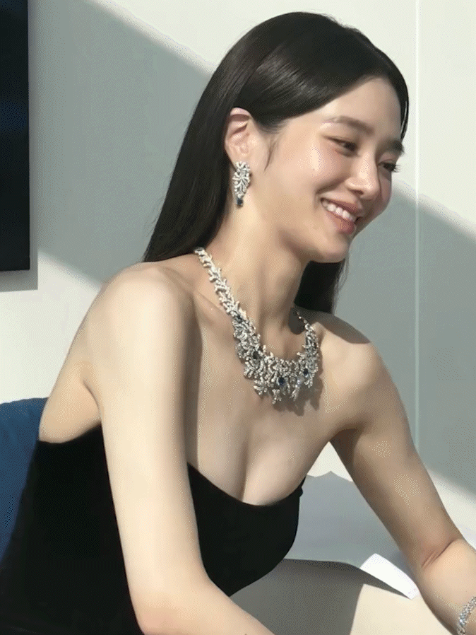 Park Gyu Young Squid Game korean actress celebrity