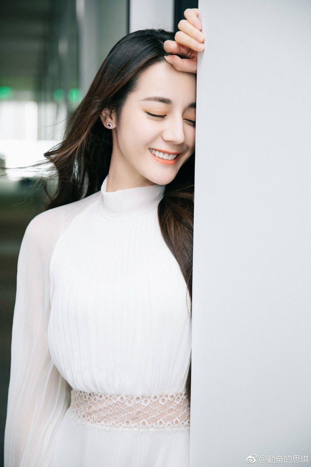 Dilraba Dilmurat Chinese actress